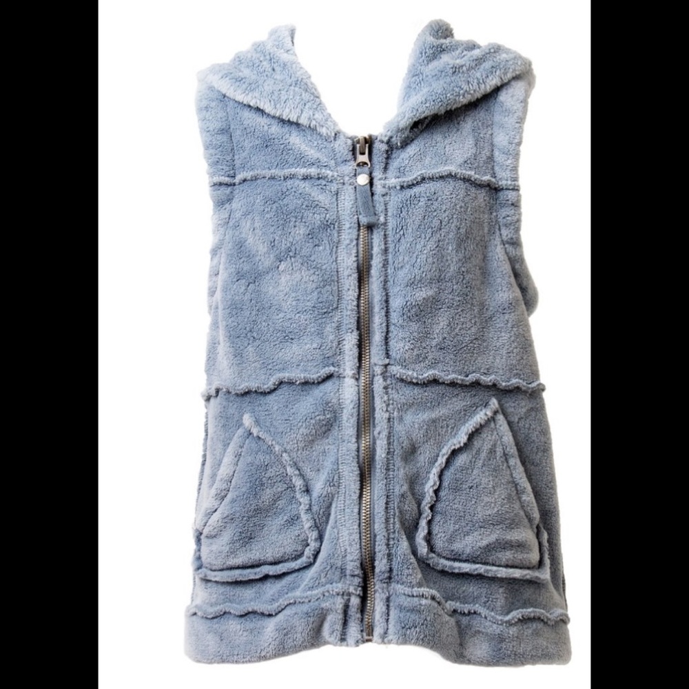 Like new Ragdoll and rockets vest